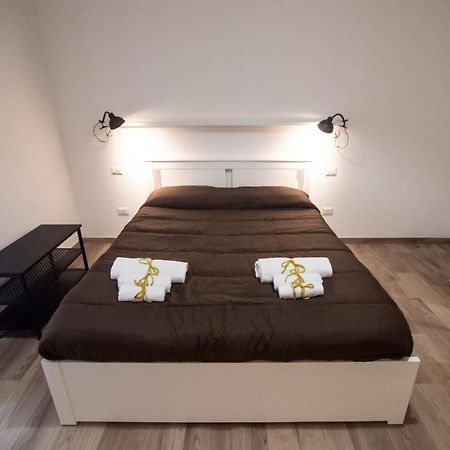 Nizza Apartment In Centro Salerno Buitenkant foto
