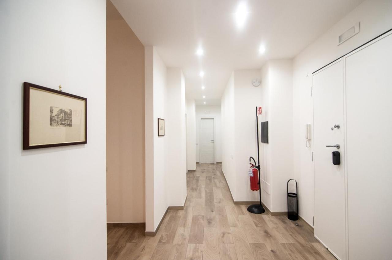 Nizza Apartment In Centro Salerno Buitenkant foto