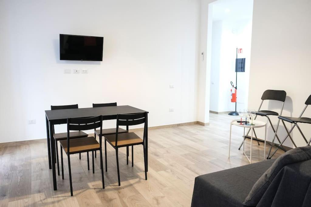 Nizza Apartment In Centro Salerno Buitenkant foto