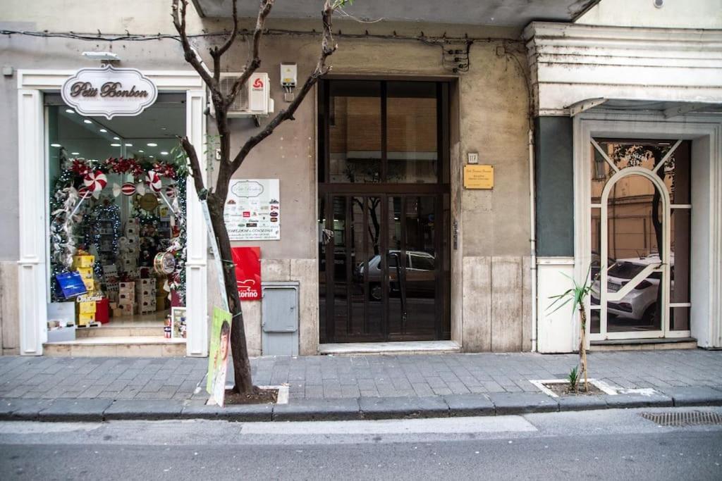 Nizza Apartment In Centro Salerno Buitenkant foto